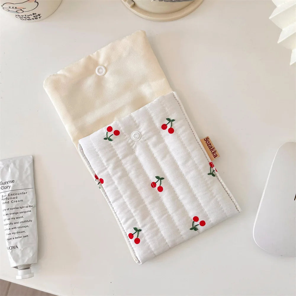 Quilted Cotton Ladies Travel Storage Bag Retro Cherry Women's Cosmetic Bags Cute Design Girls Pencil Case Makeup Bag Handbags