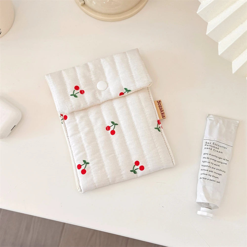 Quilted Cotton Ladies Travel Storage Bag Retro Cherry Women's Cosmetic Bags Cute Design Girls Pencil Case Makeup Bag Handbags