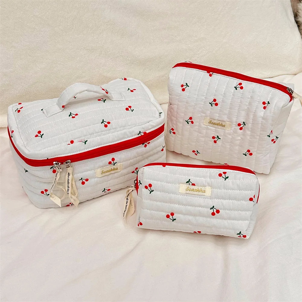 Quilted Cotton Ladies Travel Storage Bag Retro Cherry Women's Cosmetic Bags Cute Design Girls Pencil Case Makeup Bag Handbags