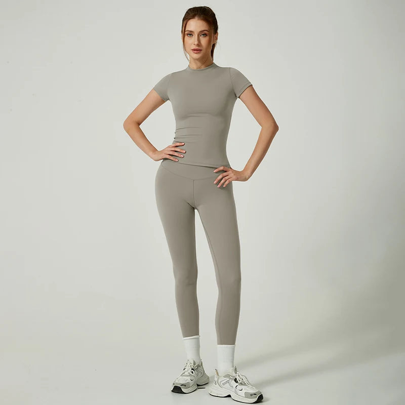 Yoga Set Women Sportswear Workout Clothes Athletic Wear Gym Legging Fitness Crop Top Short Sleeves Sports Suit