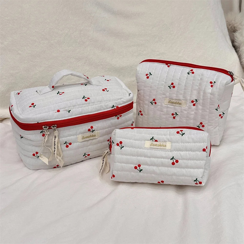 Quilted Cotton Ladies Travel Storage Bag Retro Cherry Women's Cosmetic Bags Cute Design Girls Pencil Case Makeup Bag Handbags