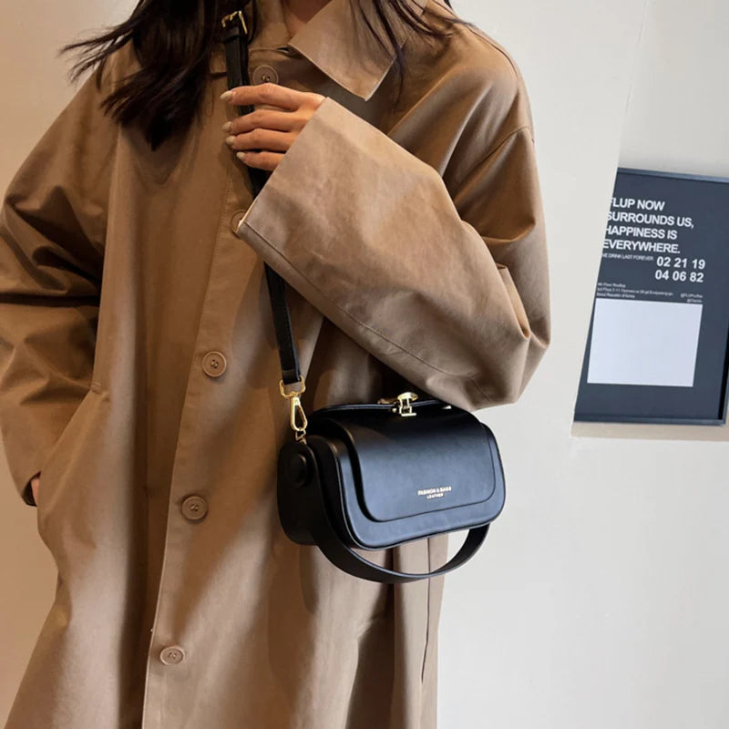 Classic Black Shoulder Bag Women's Versatile Retro Crossbody Square Bags 2024 New Large Capacity Textured Leather Flap Handbags