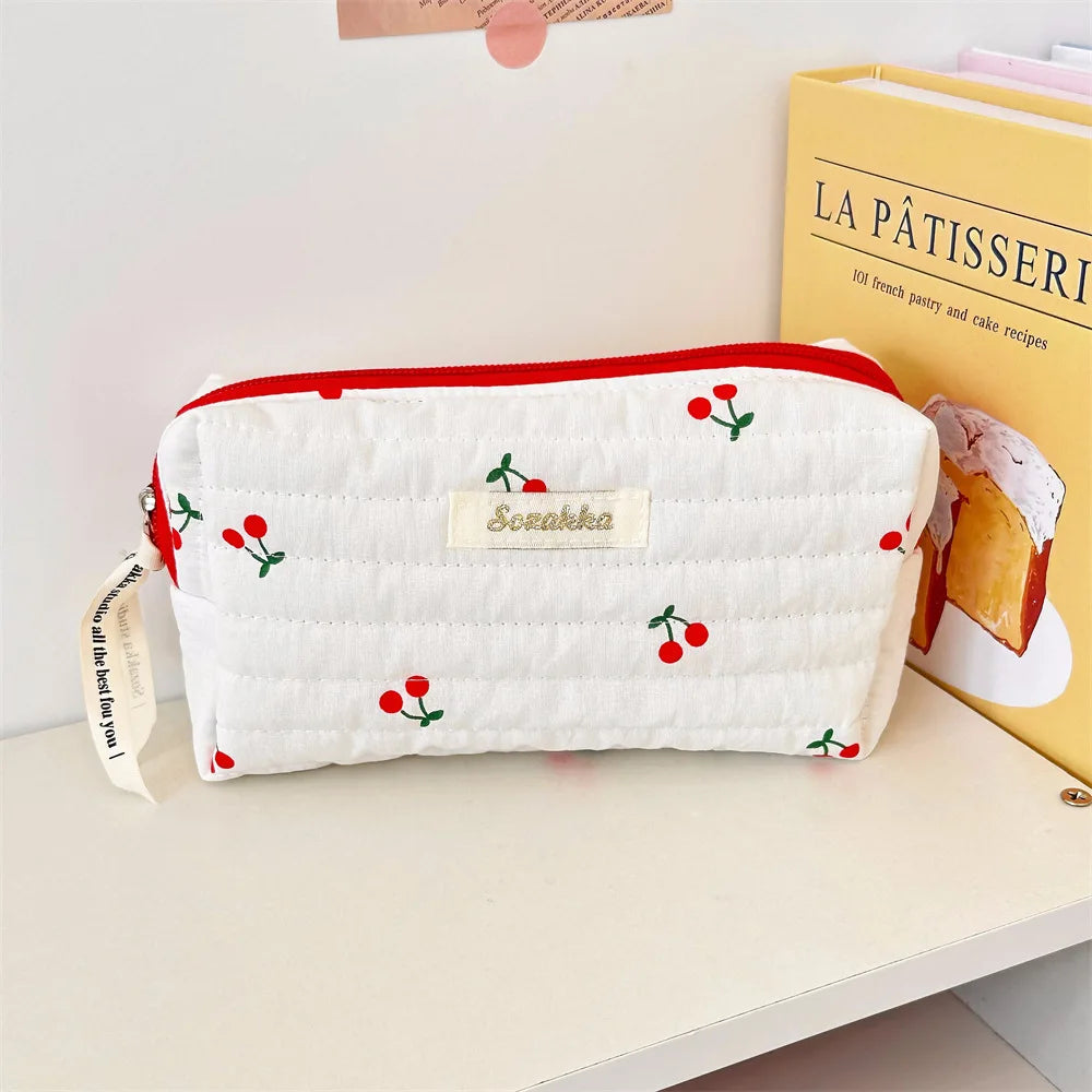Quilted Cotton Ladies Travel Storage Bag Retro Cherry Women's Cosmetic Bags Cute Design Girls Pencil Case Makeup Bag Handbags